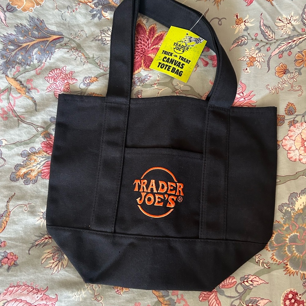 NWT Mini Trader Joe’s Halloween Tote